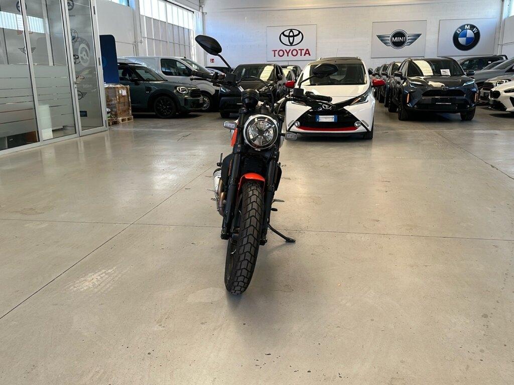 SCRAMBLER 800