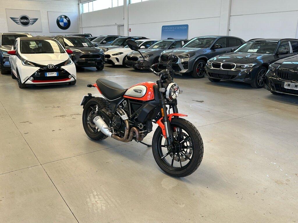 SCRAMBLER 800