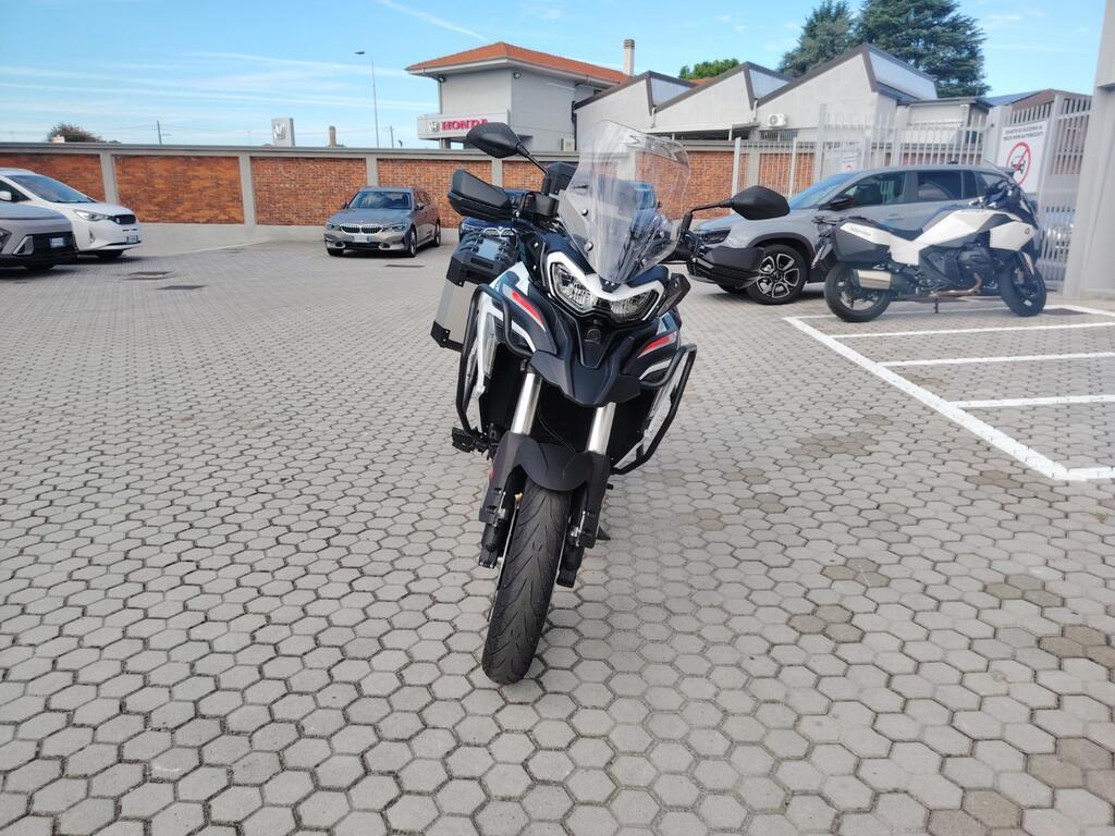 TRK 702