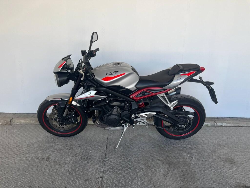 STREET TRIPLE 765