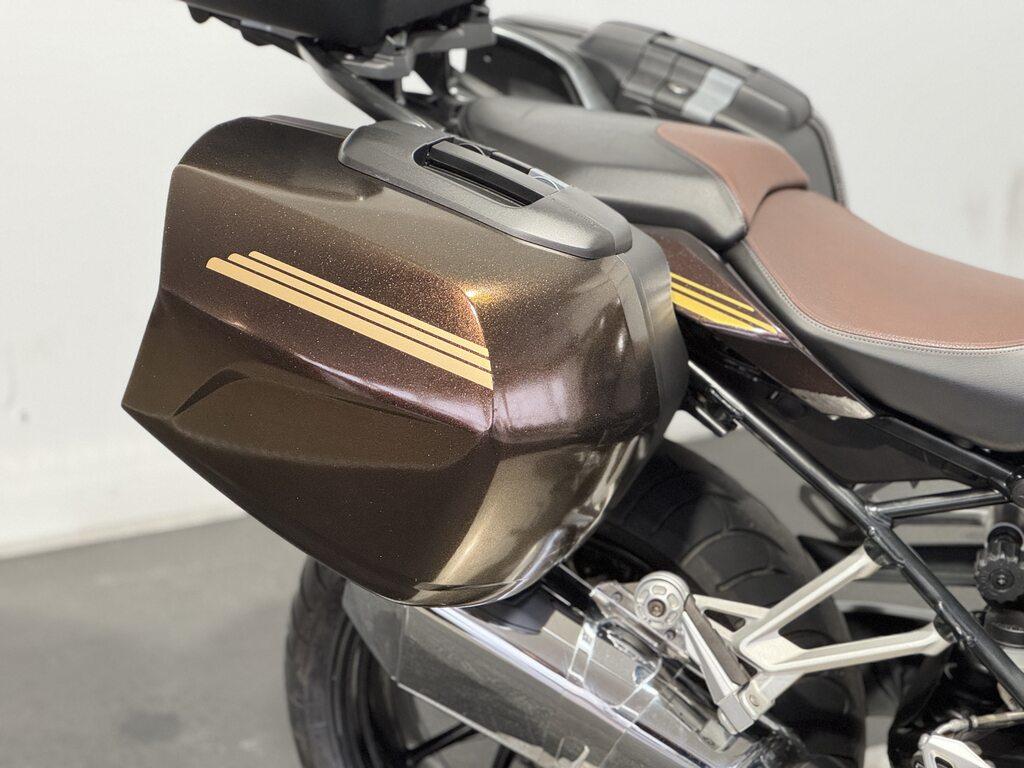 R 1250 R