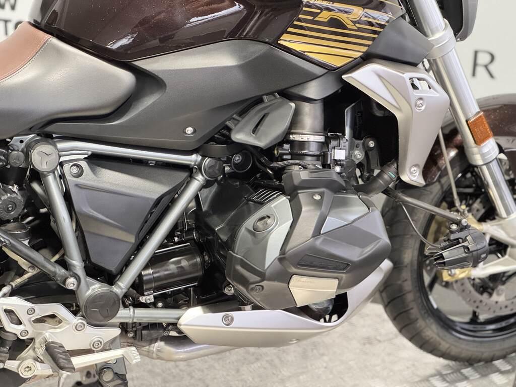 R 1250 R