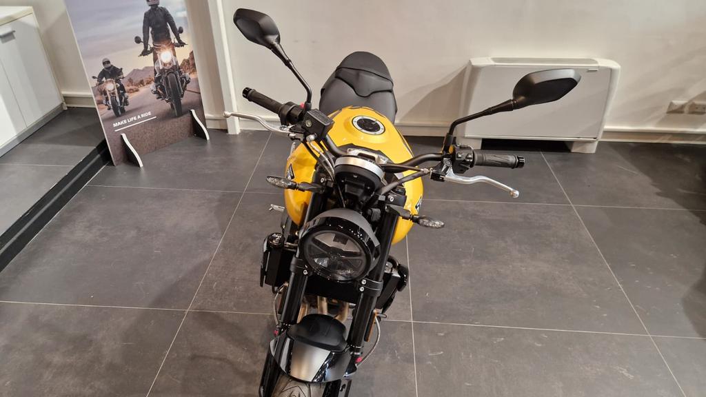 TRIDENT 660