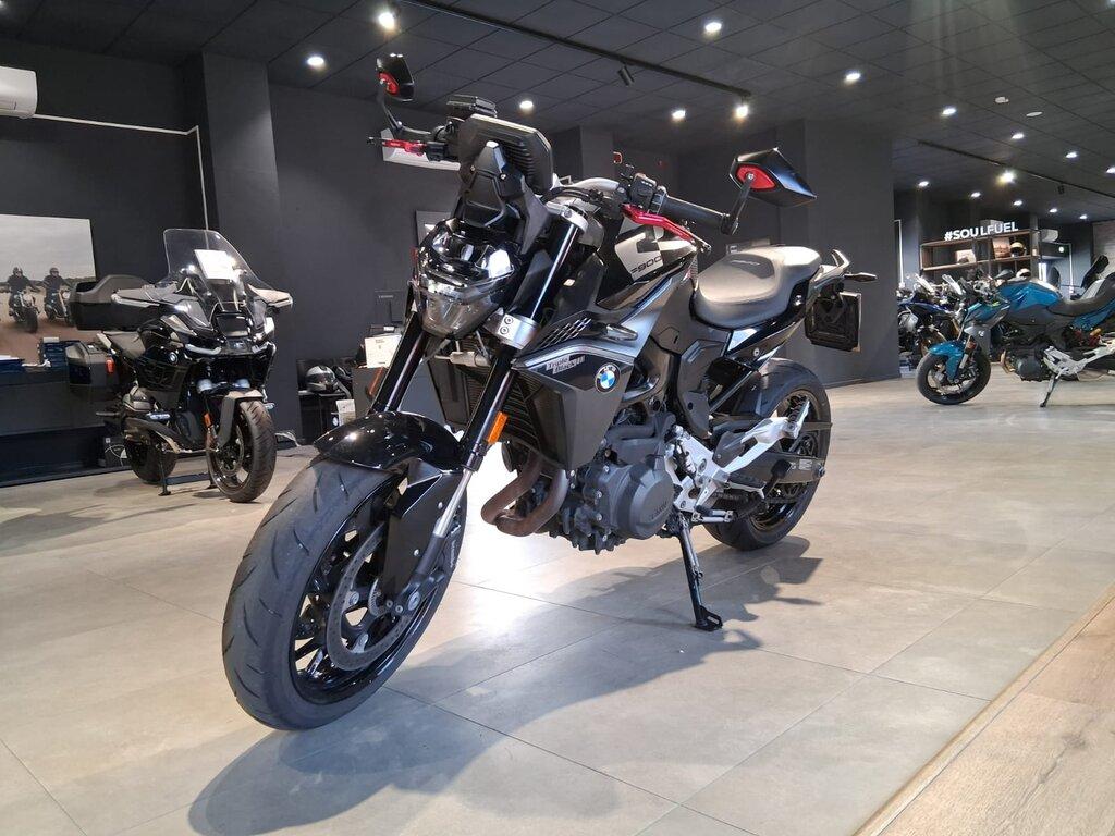 F 900 R
