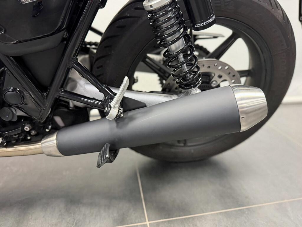 SPEED TWIN 900