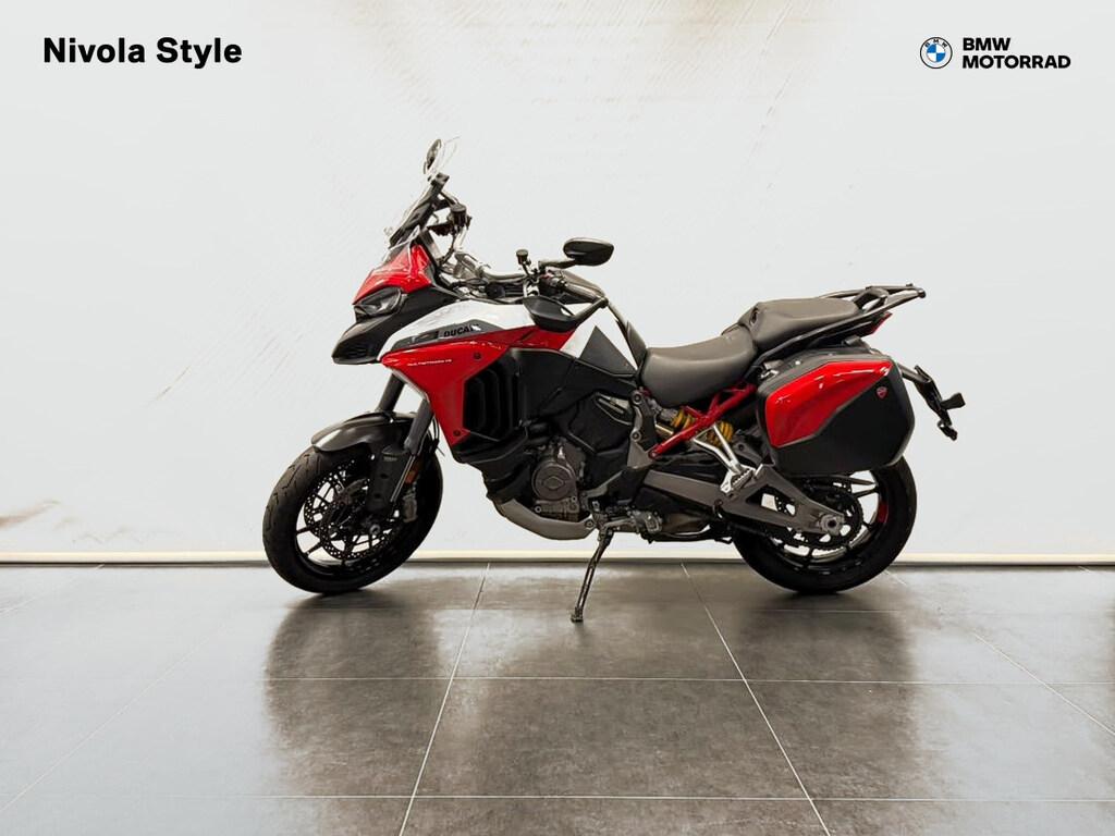 MULTISTRADA V4
