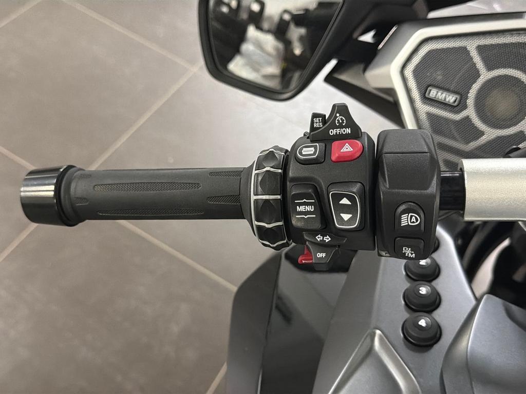 R 1300 RT