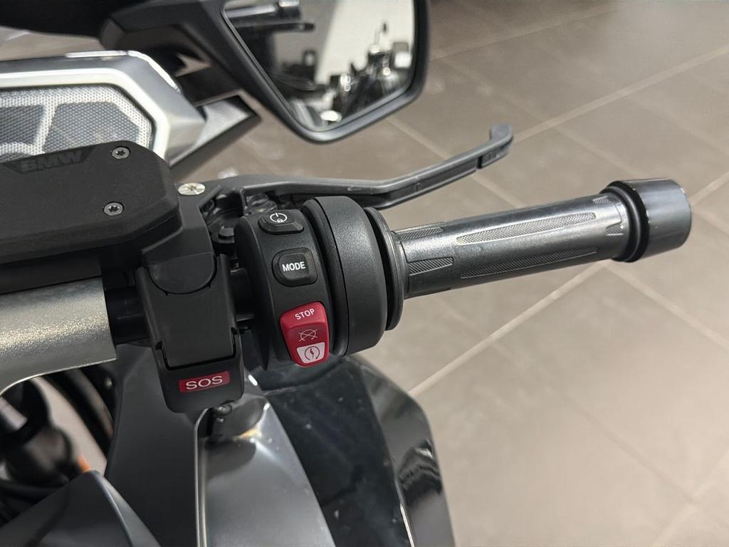 R 1300 RT