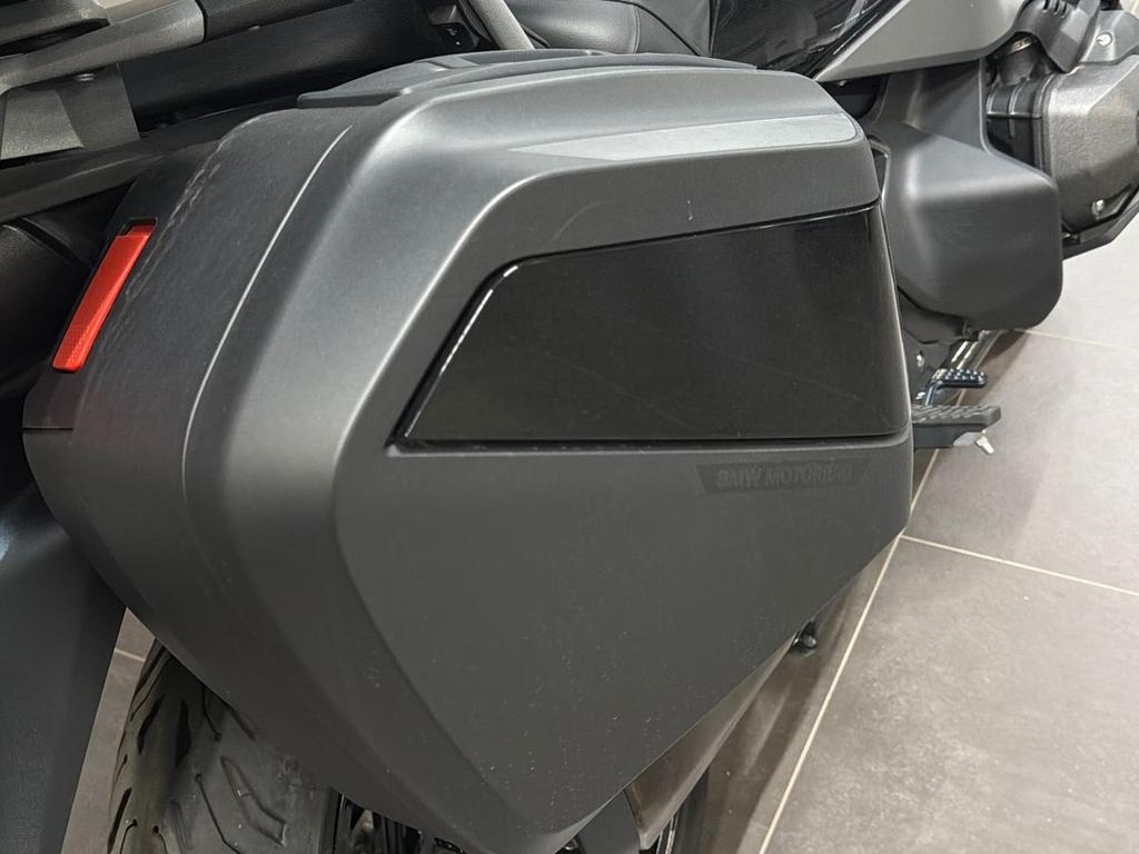 R 1300 RT