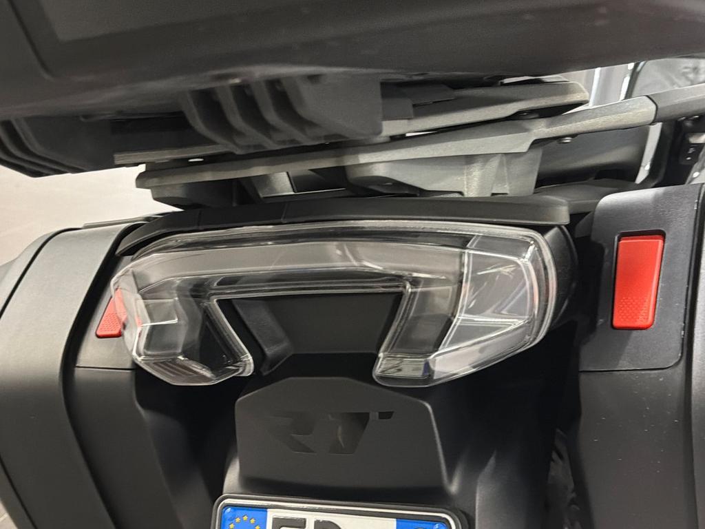 R 1300 RT