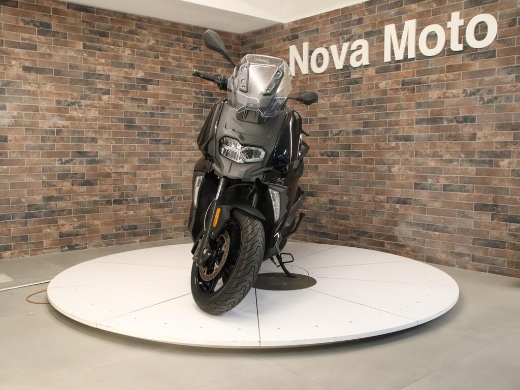 C 400 X