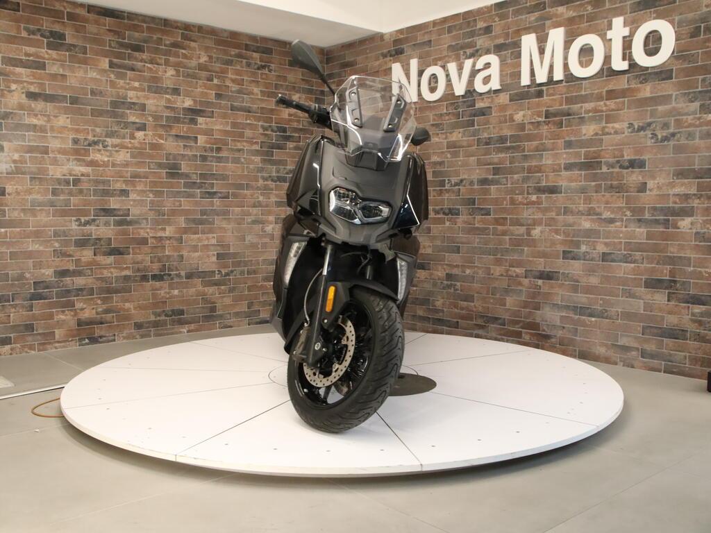C 400 X
