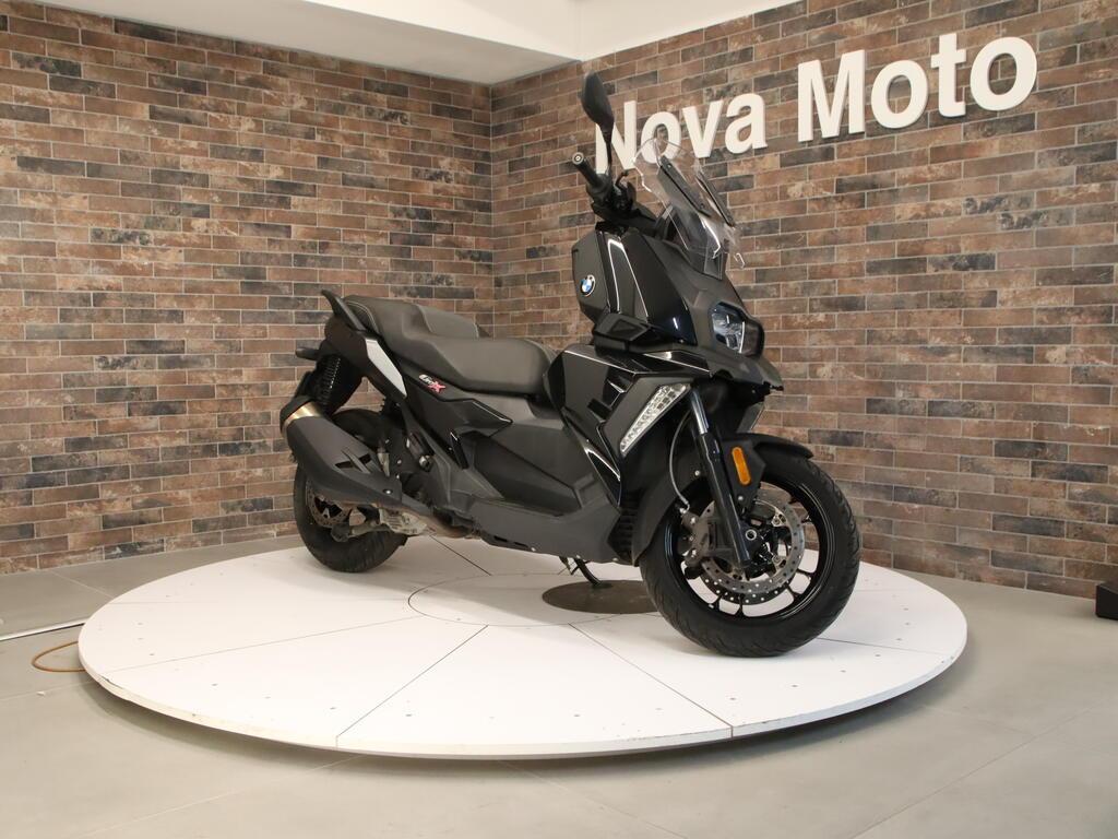 C 400 X