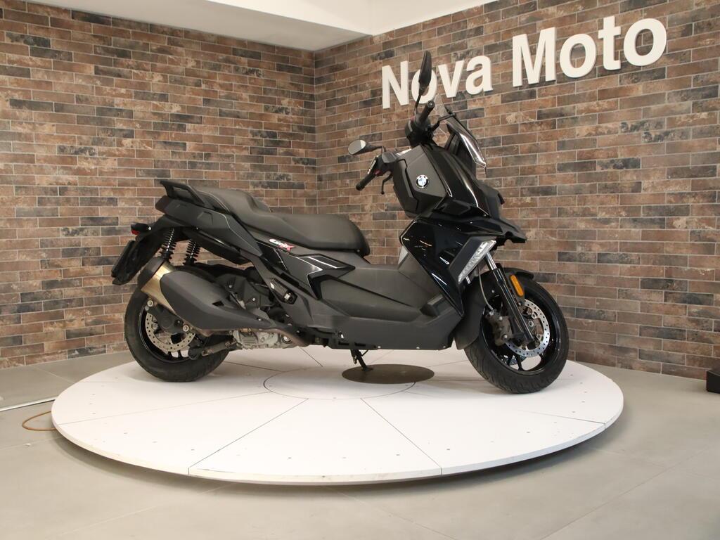 C 400 X