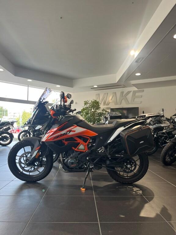 390 ADVENTURE