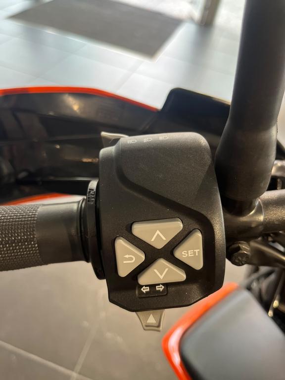 390 ADVENTURE
