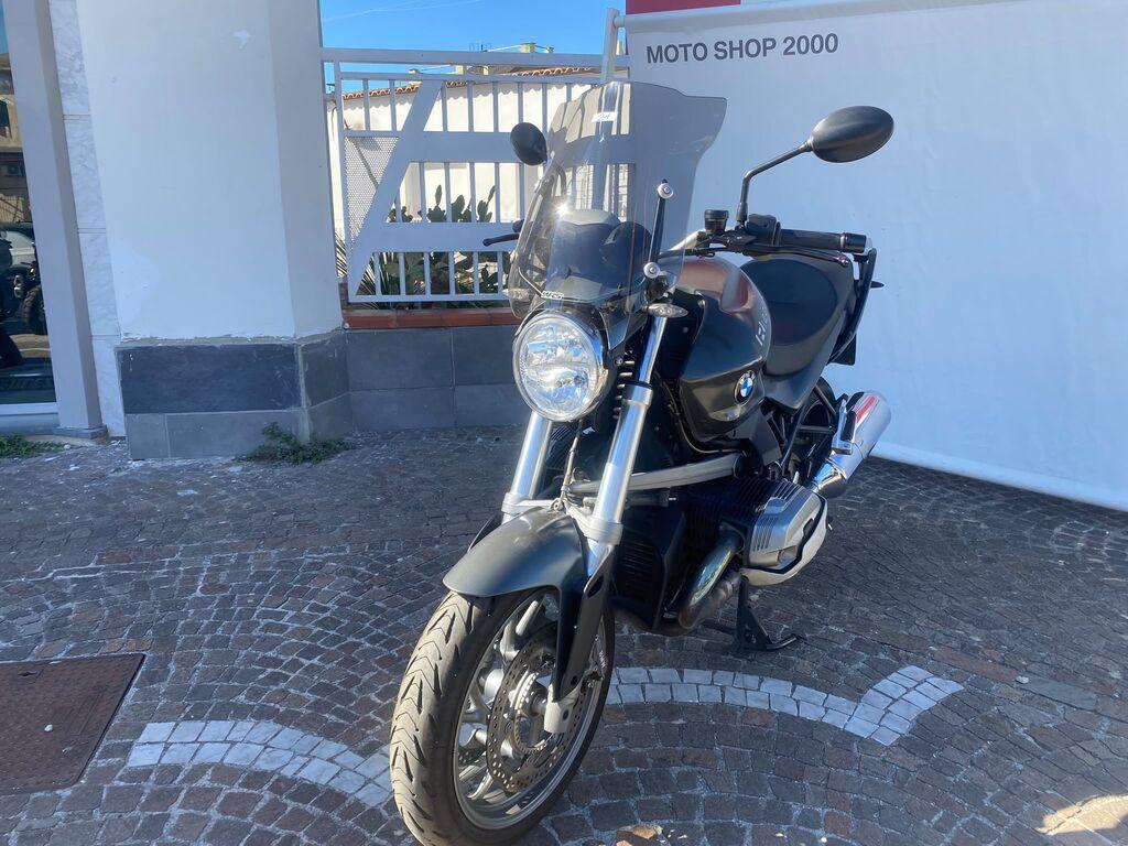 R 1200 R