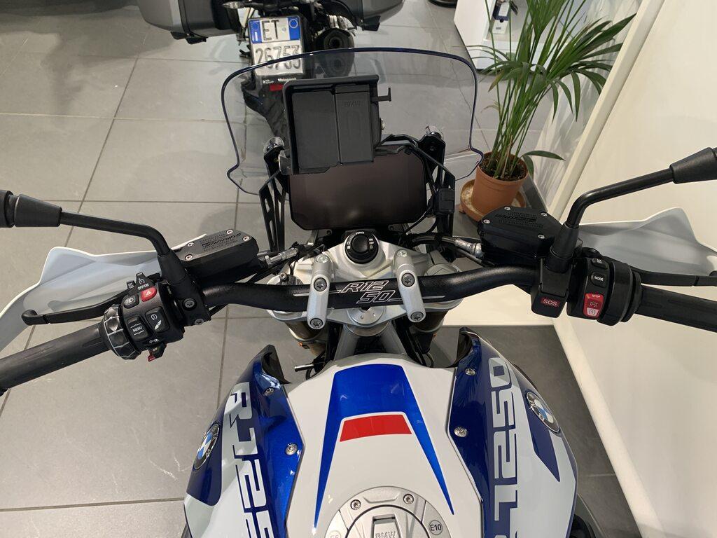 R 1250 R