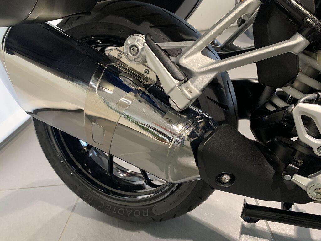R 1250 R