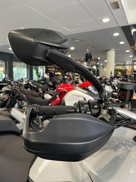 MULTISTRADA V4