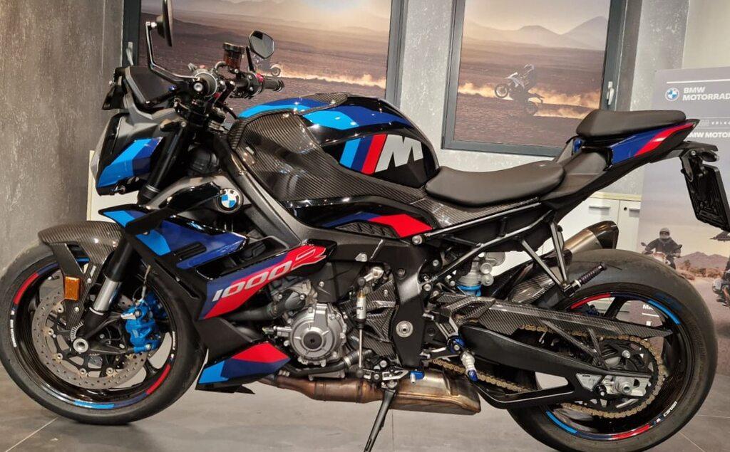 M 1000 R