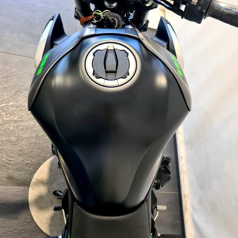 Z 900