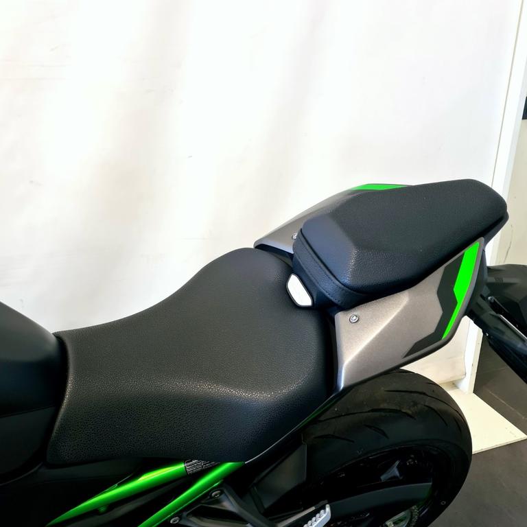Z 900