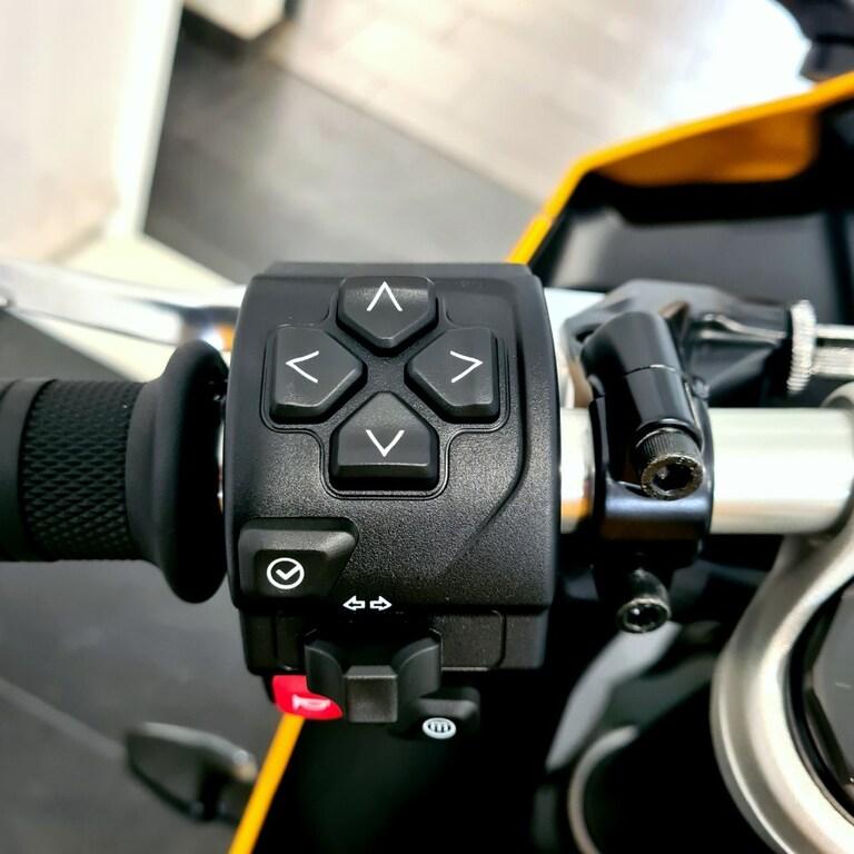 DAYTONA 660