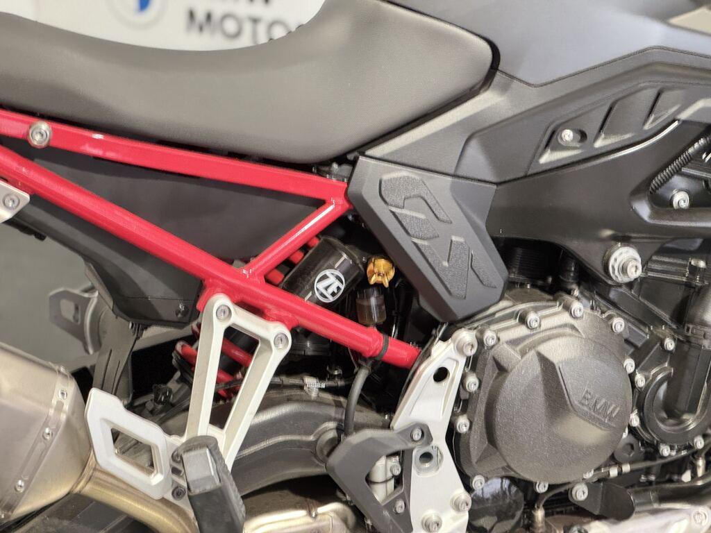 F 900 GS
