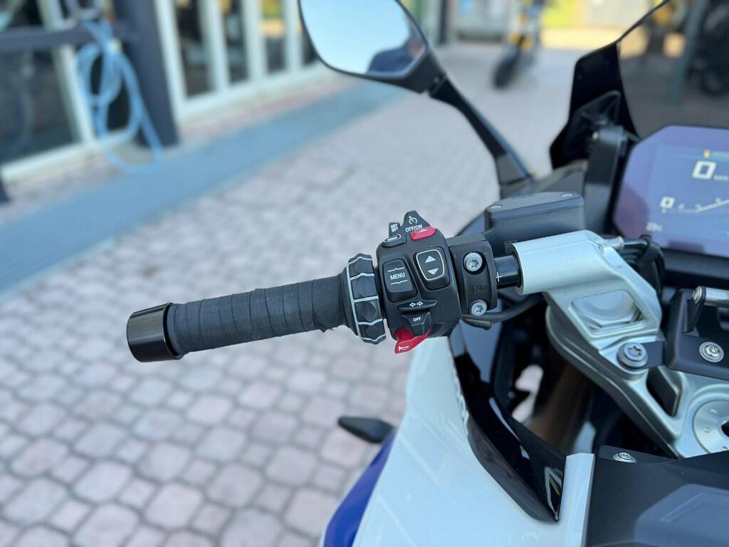 R 1300 RS