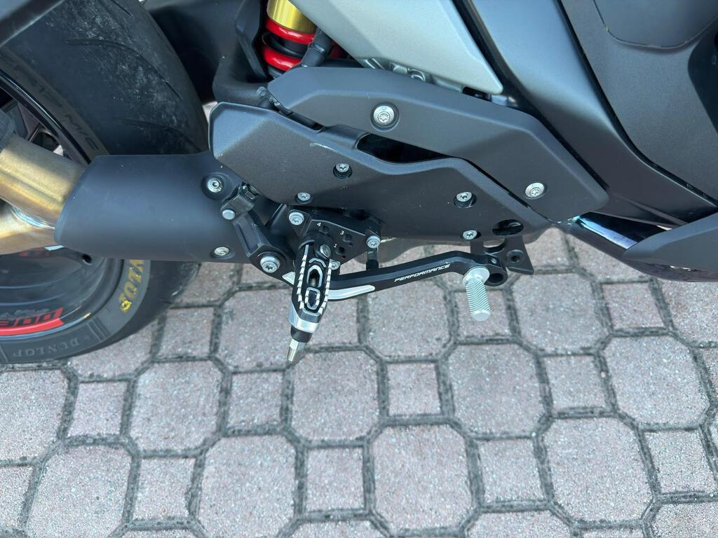 R 1300 RS