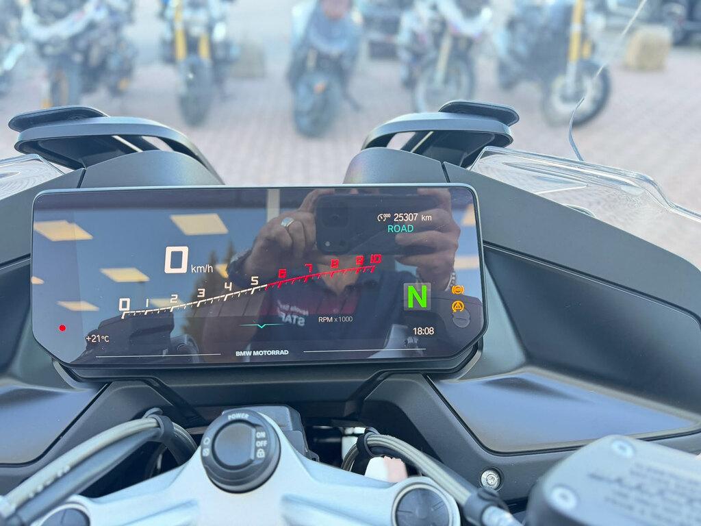 R 1250 RT