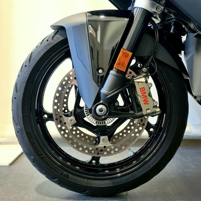 R 1300 RT