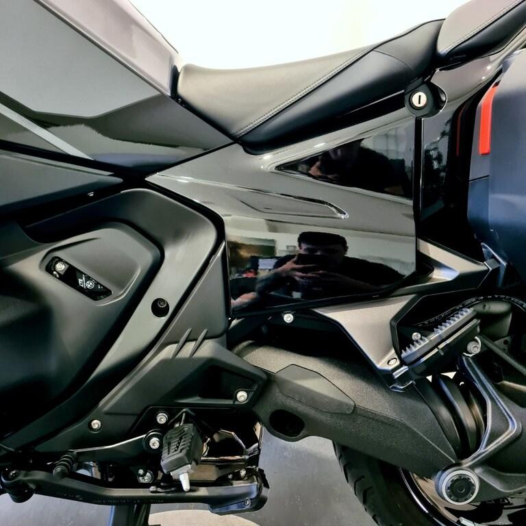 R 1300 RT