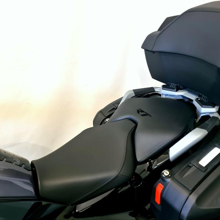 R 1300 RT