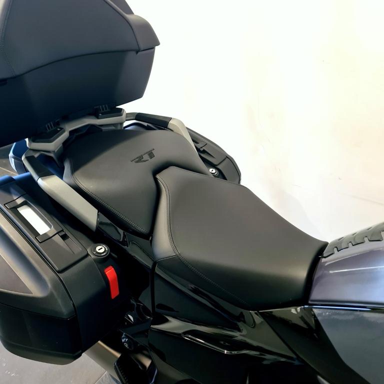 R 1300 RT