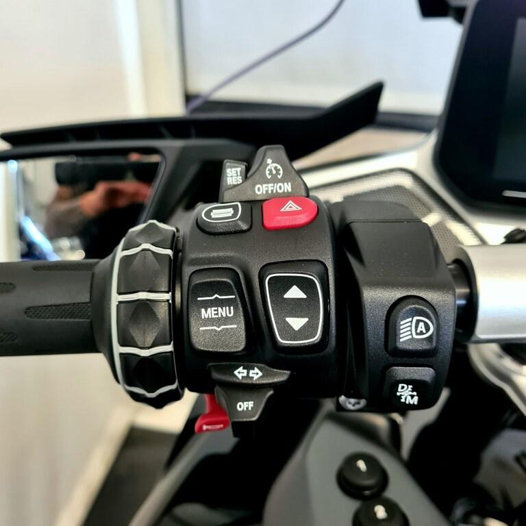 R 1300 RT