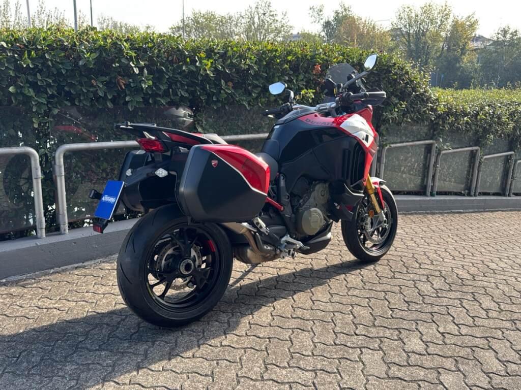 MULTISTRADA V4