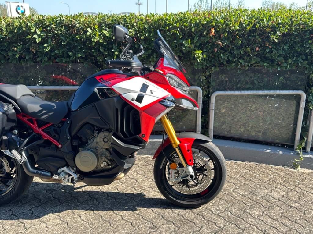 MULTISTRADA V4