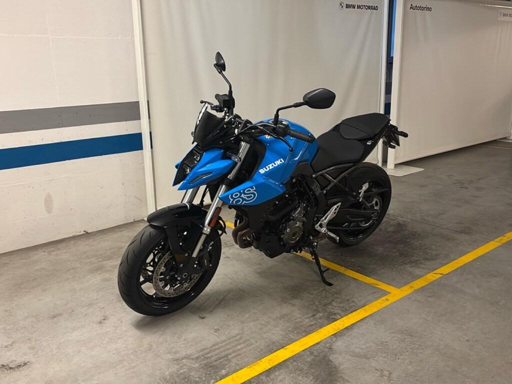 GSX-8S
