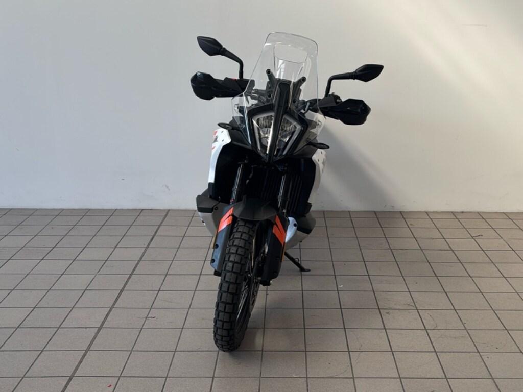 790 ADVENTURE