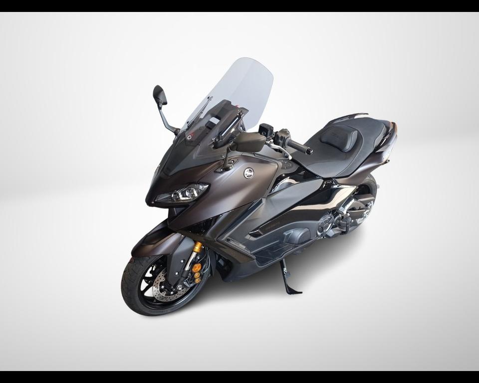 T-MAX 560