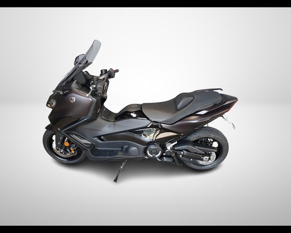 T-MAX 560