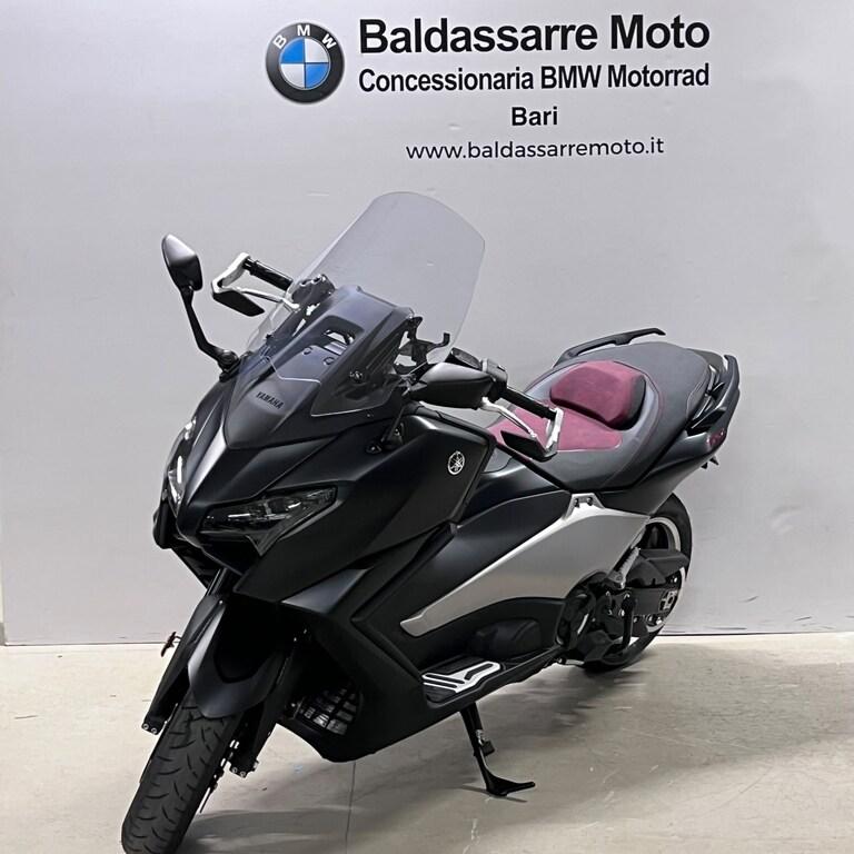 T-MAX 560