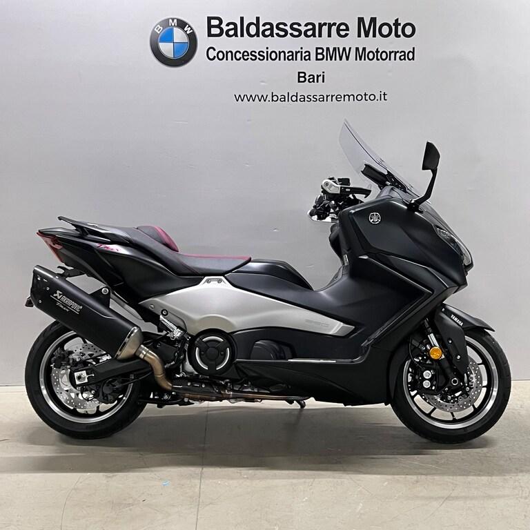 T-MAX 560