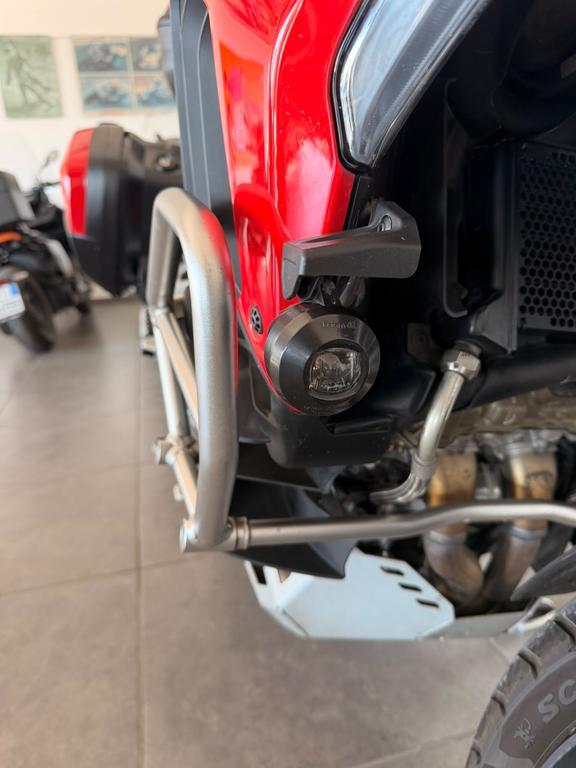 MULTISTRADA V4