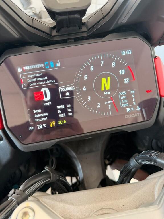 MULTISTRADA V4