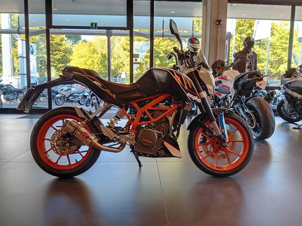 390 DUKE
