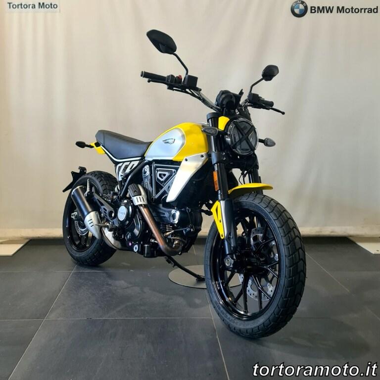SCRAMBLER 800