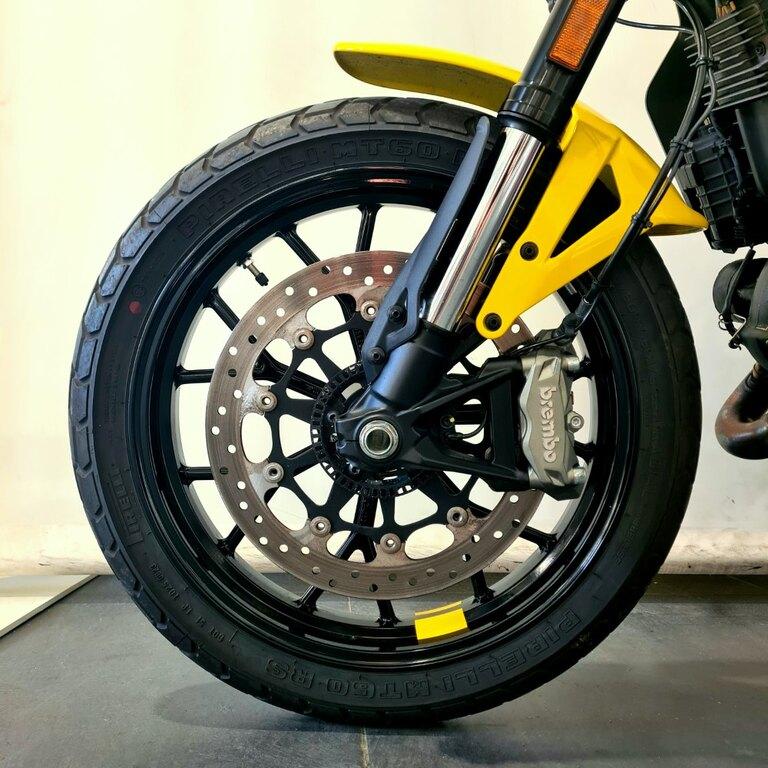 SCRAMBLER 800